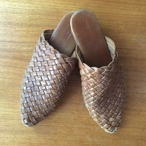 St. Agni Paris Woven Mule in Vintage Tan